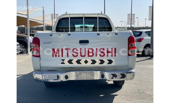 Buy Import Mitsubishi L200 White Car in Import - Dubai in Central Kenya Buy Import Mitsubishi L200 White Car in Import - Dubai in Central Kenya