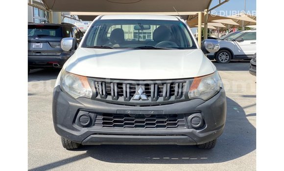 Buy Import Mitsubishi L200 White Car in Import - Dubai in Central Kenya Buy Import Mitsubishi L200 White Car in Import - Dubai in Central Kenya