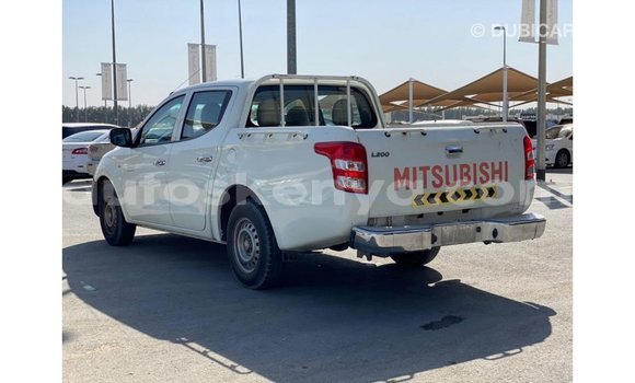 Buy Import Mitsubishi L200 White Car in Import - Dubai in Central Kenya Buy Import Mitsubishi L200 White Car in Import - Dubai in Central Kenya