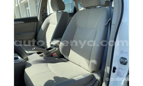 Nunua Imported Nissan Sentra Nyeupe Gari ndani ya Import - Dubai nchini Kati Kenya Nunua Imported Nissan Sentra Nyeupe Gari ndani ya Import - Dubai nchini Kati Kenya