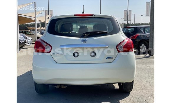 Buy Import Nissan 350Z White Car in Import - Dubai in Central Kenya Buy Import Nissan 350Z White Car in Import - Dubai in Central Kenya