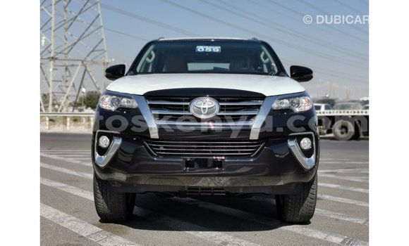 Imported Toyota Fortuner Black Makiinaa iti Import - Dubai keessatti Central Kenya keessatti Imported Toyota Fortuner Black Makiinaa iti Import - Dubai keessatti Central Kenya keessatti