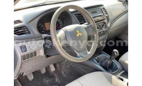 Nunua Imported Mitsubishi L200 Nyeupe Gari ndani ya Import - Dubai nchini Kati Kenya Nunua Imported Mitsubishi L200 Nyeupe Gari ndani ya Import - Dubai nchini Kati Kenya