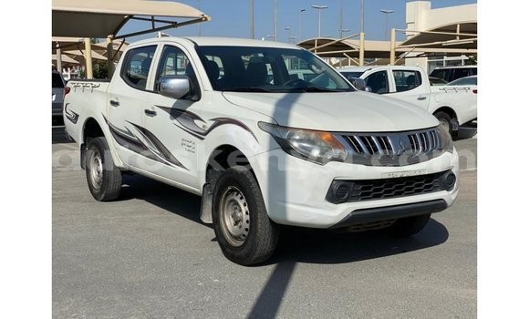 Buy Import Mitsubishi L200 White Car in Import - Dubai in Central Kenya Buy Import Mitsubishi L200 White Car in Import - Dubai in Central Kenya