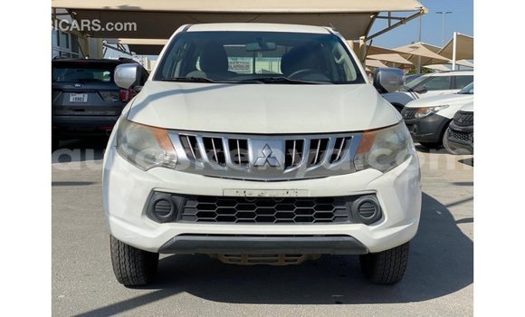 Buy Import Mitsubishi L200 White Car in Import - Dubai in Central Kenya Buy Import Mitsubishi L200 White Car in Import - Dubai in Central Kenya