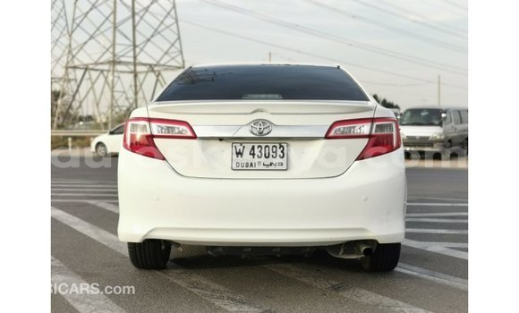 Buy Import Toyota Camry White Car in Import - Dubai in Central Kenya Buy Import Toyota Camry White Car in Import - Dubai in Central Kenya