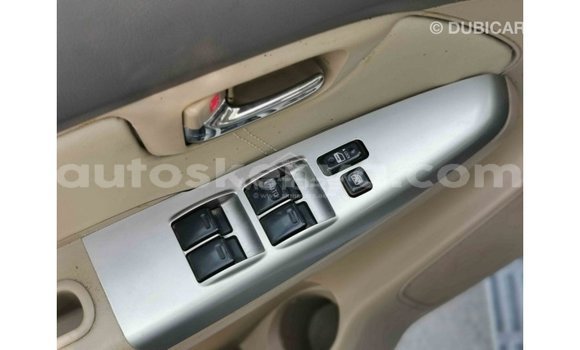 Nunua Imported Toyota Fortuner Nyeupe Gari ndani ya Import - Dubai nchini Kati Kenya Nunua Imported Toyota Fortuner Nyeupe Gari ndani ya Import - Dubai nchini Kati Kenya