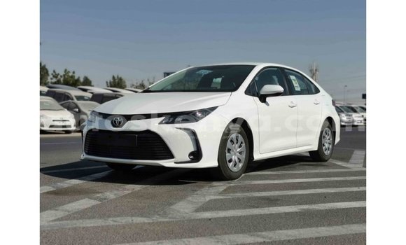 Nunua Imported Toyota Corolla Nyeupe Gari ndani ya Import - Dubai nchini Kati Kenya Nunua Imported Toyota Corolla Nyeupe Gari ndani ya Import - Dubai nchini Kati Kenya