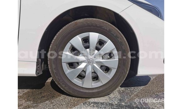 Nunua Imported Toyota Corolla Nyeupe Gari ndani ya Import - Dubai nchini Kati Kenya Nunua Imported Toyota Corolla Nyeupe Gari ndani ya Import - Dubai nchini Kati Kenya