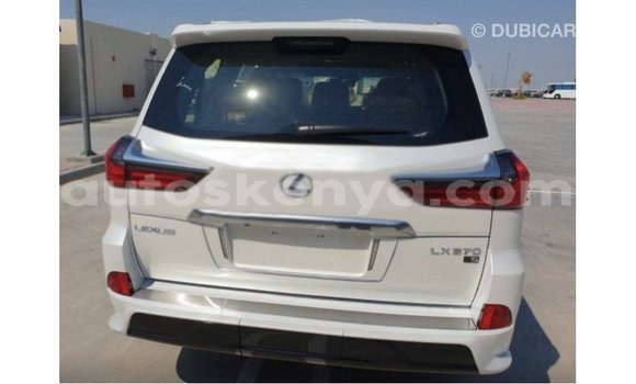 Imported Lexus LX White Makiinaa iti Import - Dubai keessatti Central Kenya keessatti Imported Lexus LX White Makiinaa iti Import - Dubai keessatti Central Kenya keessatti