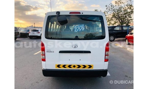 Nunua Imported Toyota Hiace Nyeupe Gari ndani ya Import - Dubai nchini Kati Kenya Nunua Imported Toyota Hiace Nyeupe Gari ndani ya Import - Dubai nchini Kati Kenya