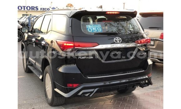Nunua Imported Toyota Fortuner Nyeusi Gari ndani ya Import - Dubai nchini Kati Kenya Nunua Imported Toyota Fortuner Nyeusi Gari ndani ya Import - Dubai nchini Kati Kenya