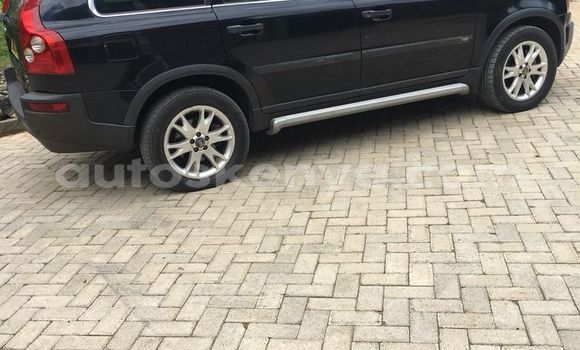 Oofamaa Volvo XC90 Black Makiinaa iti Nairobi keessatti Nairobi keessatti