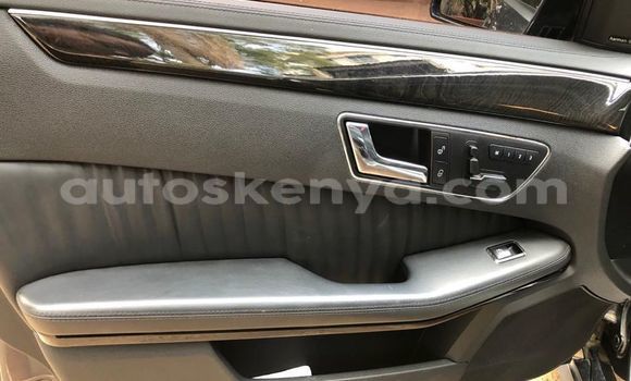 Oofamaa Mercedes‒Benz E–Class Black Makiinaa iti Nairobi keessatti Nairobi keessatti Oofamaa Mercedes‒Benz E–Class Black Makiinaa iti Nairobi keessatti Nairobi keessatti