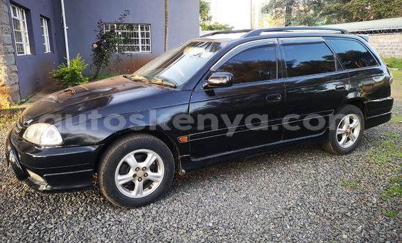 Nunua Ilio tumika Toyota Caldina Nyeusi Gari ndani ya Nairobi nchini Nairobi