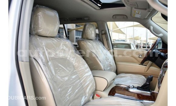 Imported Infiniti Q White Makiinaa iti Import - Dubai keessatti Central Kenya keessatti Imported Infiniti Q White Makiinaa iti Import - Dubai keessatti Central Kenya keessatti