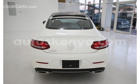 Buy Import Mercedes‒Benz 600 White Car in Import - Dubai in Central Kenya Buy Import Mercedes‒Benz 600 White Car in Import - Dubai in Central Kenya