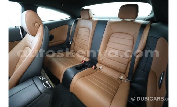 Buy Import Mercedes‒Benz 600 White Car in Import - Dubai in Central Kenya Buy Import Mercedes‒Benz 600 White Car in Import - Dubai in Central Kenya