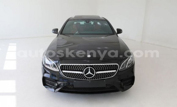 Imported Mercedes‒Benz 1117 Black Netiree iti Import - Dubai keessatti Central Kenya keessatti