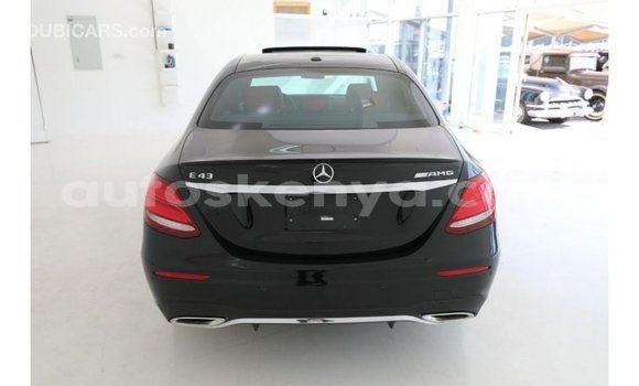 Imported Mercedes‒Benz 1117 Black Netiree iti Import - Dubai keessatti Central Kenya keessatti Imported Mercedes‒Benz 1117 Black Netiree iti Import - Dubai keessatti Central Kenya keessatti