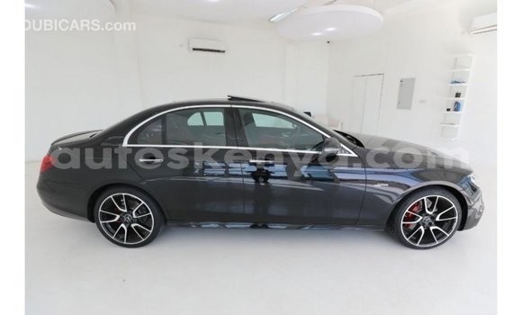 Imported Mercedes‒Benz 1117 Black Netiree iti Import - Dubai keessatti Central Kenya keessatti Imported Mercedes‒Benz 1117 Black Netiree iti Import - Dubai keessatti Central Kenya keessatti