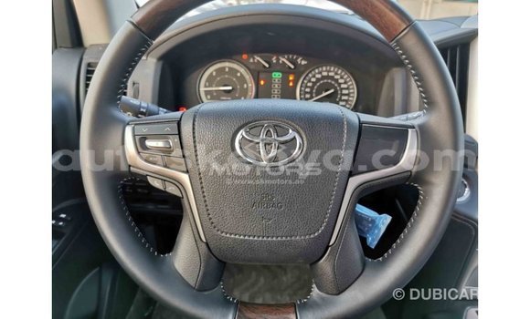 Buy Import Toyota Land Cruiser Other Car in Import - Dubai in Central Kenya Buy Import Toyota Land Cruiser Other Car in Import - Dubai in Central Kenya