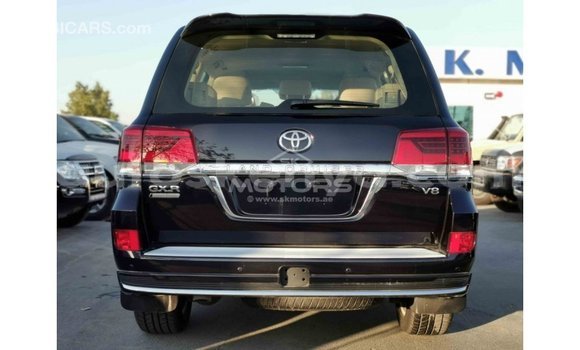 Imported Toyota Land Cruiser Black Makiinaa iti Import - Dubai keessatti Central Kenya keessatti Imported Toyota Land Cruiser Black Makiinaa iti Import - Dubai keessatti Central Kenya keessatti