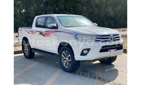 Buy Import Toyota Hilux White Car in Import - Dubai in Central Kenya Buy Import Toyota Hilux White Car in Import - Dubai in Central Kenya