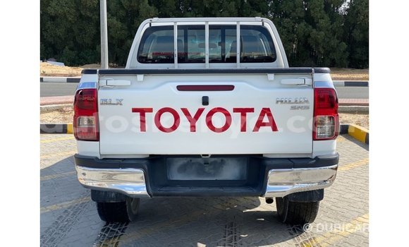 Buy Import Toyota Hilux White Car in Import - Dubai in Central Kenya Buy Import Toyota Hilux White Car in Import - Dubai in Central Kenya