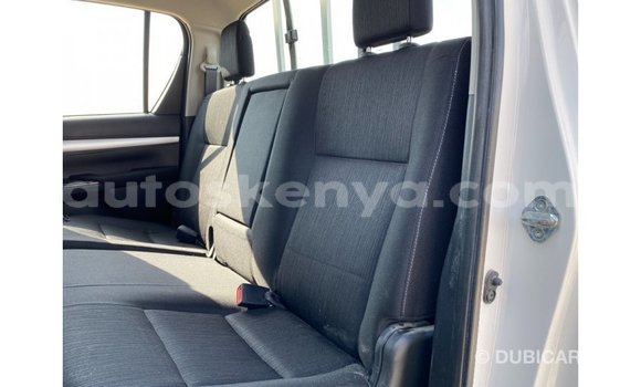 Buy Import Toyota Hilux White Car in Import - Dubai in Central Kenya Buy Import Toyota Hilux White Car in Import - Dubai in Central Kenya