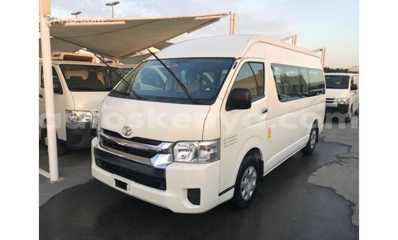Nunua Imported Toyota Hiace Nyeupe Gari ndani ya Import - Dubai nchini Kati Kenya Nunua Imported Toyota Hiace Nyeupe Gari ndani ya Import - Dubai nchini Kati Kenya