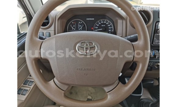 Imported Toyota Land Cruiser Other Makiinaa iti Import - Dubai keessatti Central Kenya keessatti Imported Toyota Land Cruiser Other Makiinaa iti Import - Dubai keessatti Central Kenya keessatti