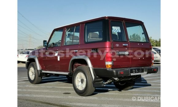 Nunua Imported Toyota Land Cruiser Nyekundu Gari ndani ya Import - Dubai nchini Kati Kenya Nunua Imported Toyota Land Cruiser Nyekundu Gari ndani ya Import - Dubai nchini Kati Kenya