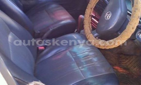 Imported Nissan Sunny Silver Makiinaa iti Nairobi keessatti Nairobi keessatti Imported Nissan Sunny Silver Makiinaa iti Nairobi keessatti Nairobi keessatti