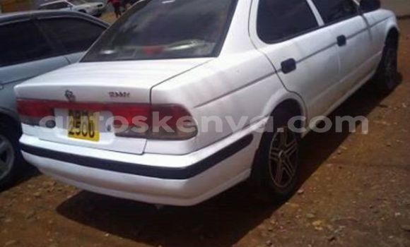 Imported Nissan Sunny White Makiinaa iti Nairobi keessatti Nairobi keessatti Imported Nissan Sunny White Makiinaa iti Nairobi keessatti Nairobi keessatti
