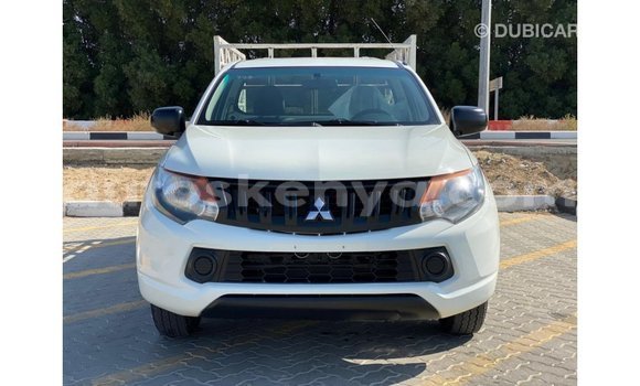 Nunua Imported Mitsubishi L200 Nyeupe Gari ndani ya Import - Dubai nchini Kati Kenya Nunua Imported Mitsubishi L200 Nyeupe Gari ndani ya Import - Dubai nchini Kati Kenya