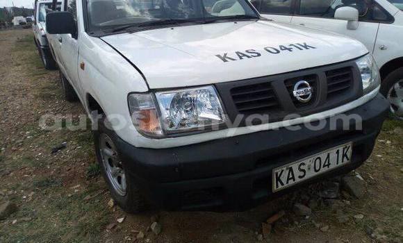 Imported Nissan Hardbody White Makiinaa iti Nairobi keessatti Nairobi keessatti Imported Nissan Hardbody White Makiinaa iti Nairobi keessatti Nairobi keessatti