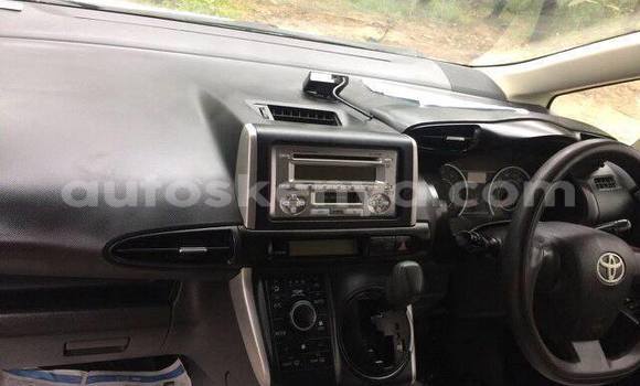 Imported Toyota Wish White Makiinaa iti Nairobi keessatti Nairobi keessatti Imported Toyota Wish White Makiinaa iti Nairobi keessatti Nairobi keessatti