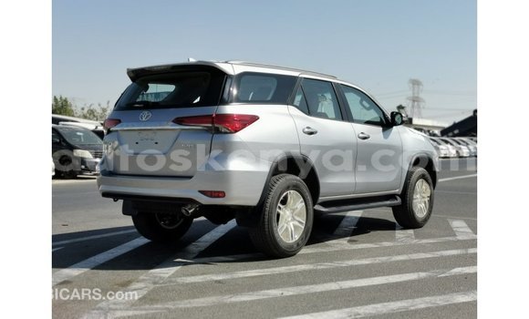 Buy Import Toyota Fortuner Other Car in Import - Dubai in Central Kenya Buy Import Toyota Fortuner Other Car in Import - Dubai in Central Kenya