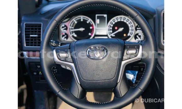 Buy Import Toyota DA Black Truck in Import - Dubai in Central Kenya Buy Import Toyota DA Black Truck in Import - Dubai in Central Kenya