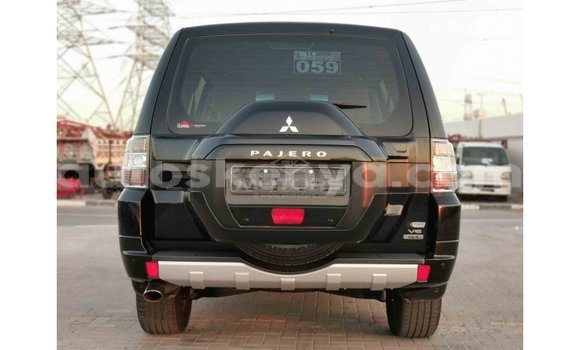 Imported Mitsubishi Pajero Black Makiinaa iti Import - Dubai keessatti Central Kenya keessatti Imported Mitsubishi Pajero Black Makiinaa iti Import - Dubai keessatti Central Kenya keessatti