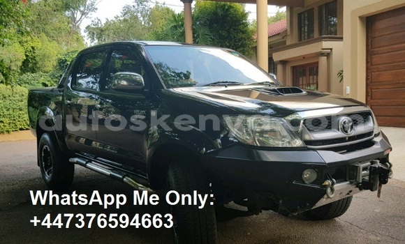 Nunua Ilio tumika Toyota Hilux Nyeusi Gari ndani ya Nairobi nchini Nairobi Nunua Ilio tumika Toyota Hilux Nyeusi Gari ndani ya Nairobi nchini Nairobi