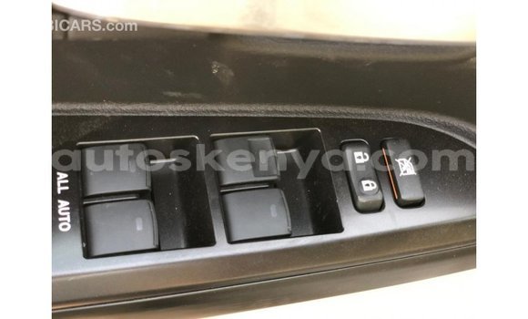 Imported Toyota Land Cruiser Black Makiinaa iti Import - Dubai keessatti Central Kenya keessatti Imported Toyota Land Cruiser Black Makiinaa iti Import - Dubai keessatti Central Kenya keessatti