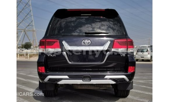Buy Import Toyota Land Cruiser Black Car in Import - Dubai in Central Kenya Buy Import Toyota Land Cruiser Black Car in Import - Dubai in Central Kenya