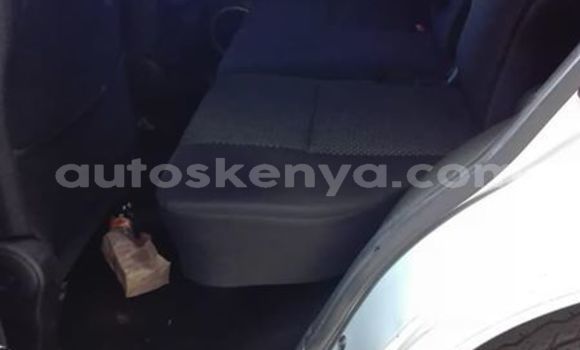 Imported Suzuki Grand Vitara Silver Makiinaa iti Nairobi keessatti Nairobi keessatti Imported Suzuki Grand Vitara Silver Makiinaa iti Nairobi keessatti Nairobi keessatti