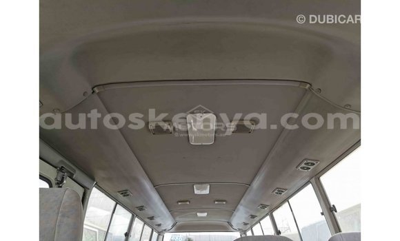 Imported Toyota Coaster White Makiinaa iti Import - Dubai keessatti Central Kenya keessatti Imported Toyota Coaster White Makiinaa iti Import - Dubai keessatti Central Kenya keessatti