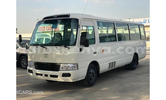 Imported Toyota Coaster White Makiinaa iti Import - Dubai keessatti Central Kenya keessatti Imported Toyota Coaster White Makiinaa iti Import - Dubai keessatti Central Kenya keessatti