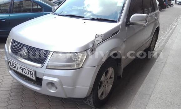 Imported Suzuki Grand Vitara Silver Makiinaa iti Nairobi keessatti Nairobi keessatti Imported Suzuki Grand Vitara Silver Makiinaa iti Nairobi keessatti Nairobi keessatti