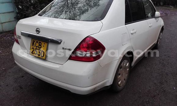 Imported Nissan tiida White Makiinaa iti Nairobi keessatti Nairobi keessatti Imported Nissan tiida White Makiinaa iti Nairobi keessatti Nairobi keessatti