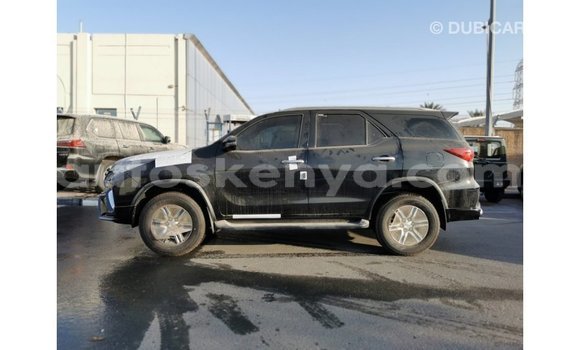 Imported Toyota Fortuner Black Makiinaa iti Import - Dubai keessatti Central Kenya keessatti Imported Toyota Fortuner Black Makiinaa iti Import - Dubai keessatti Central Kenya keessatti